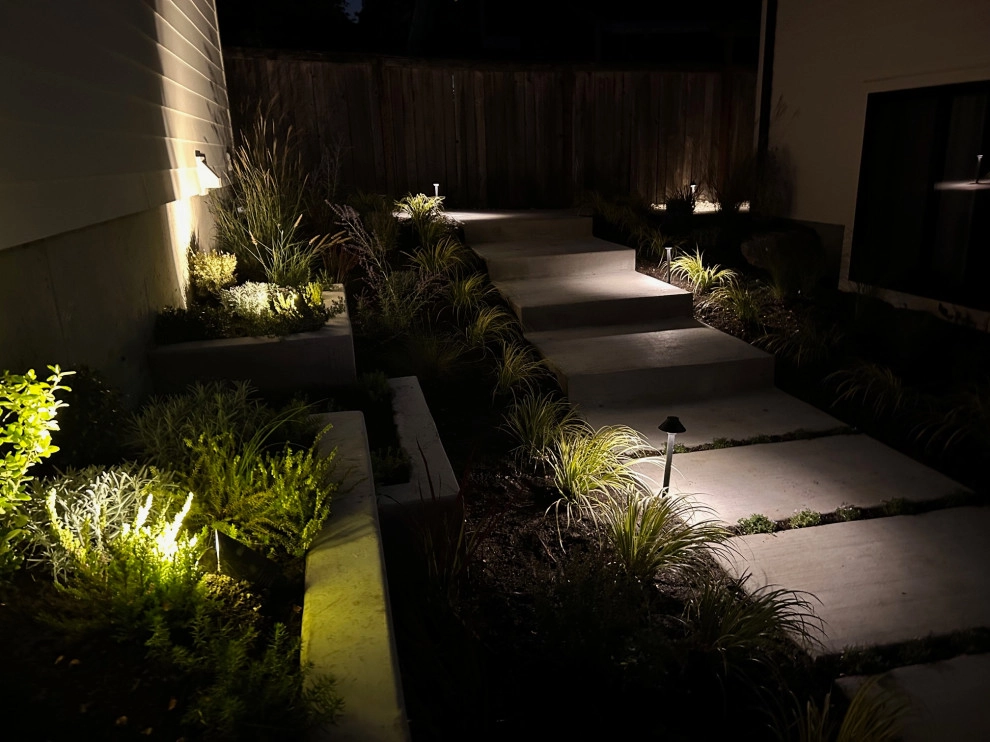 court yard by GoGreen Landscaping LLC - Photo 3
