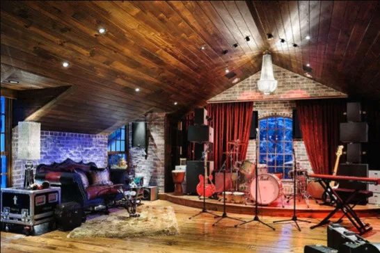 Gentlemen's Retreat by Dyllan Construction, Inc. - Photo 11