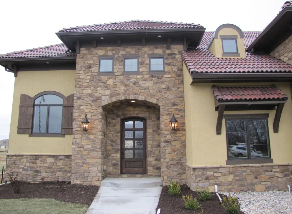 Distinctive Homes By J&K Properties, Inc. - Photo 10