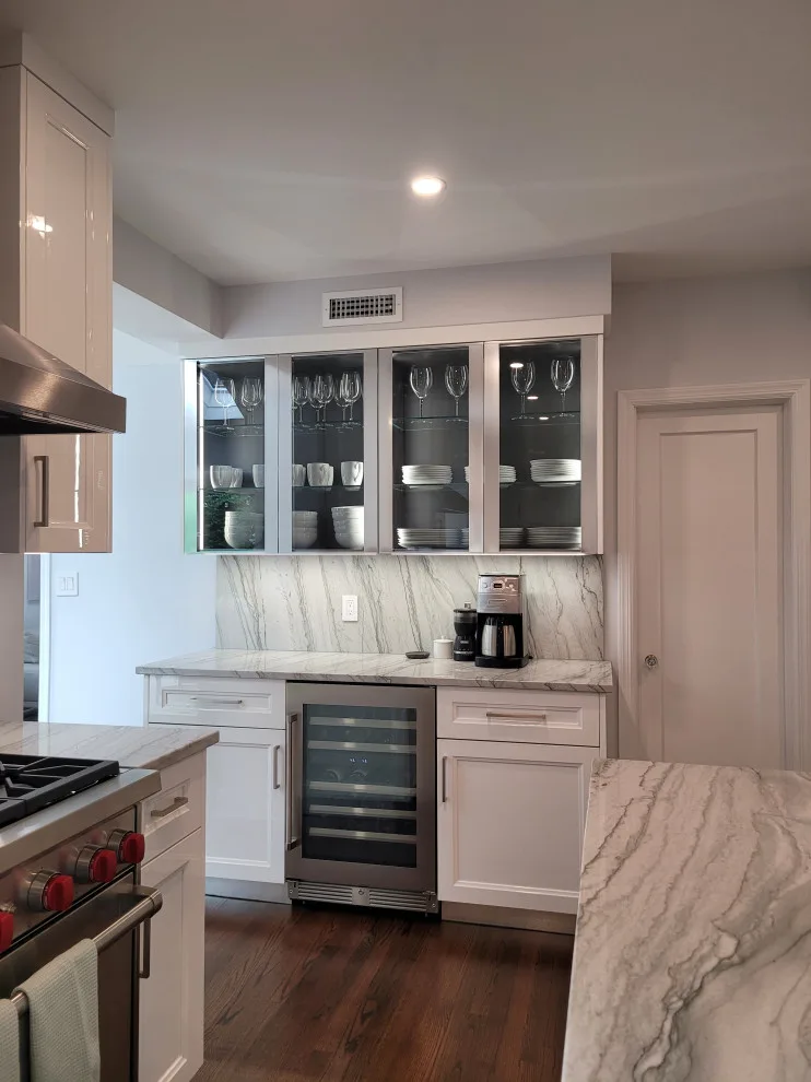 Contemporary Kitchen in Manhasset by Galante Building & Renovations, Inc. - Photo 7