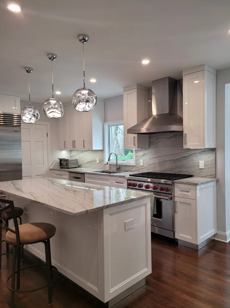 Contemporary Kitchen in Manhasset by Galante Building & Renovations, Inc. - Photo 5