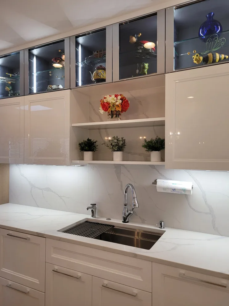 Modern Kitchen in Manhasset by Galante Building & Renovations, Inc. - Photo 5