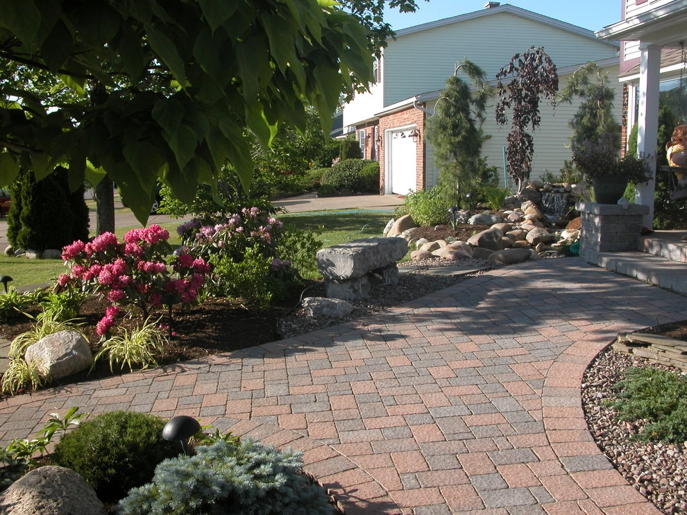 Hill Residence by Gossel Lawn And Landscape - Photo 9