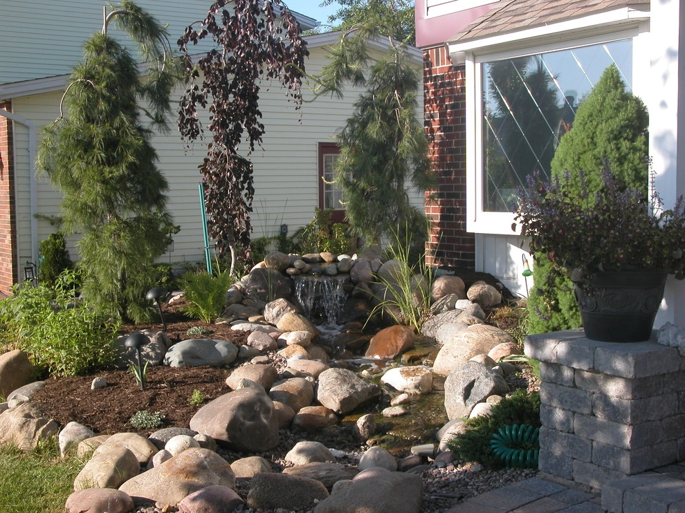 Hill Residence by Gossel Lawn And Landscape - Photo 5