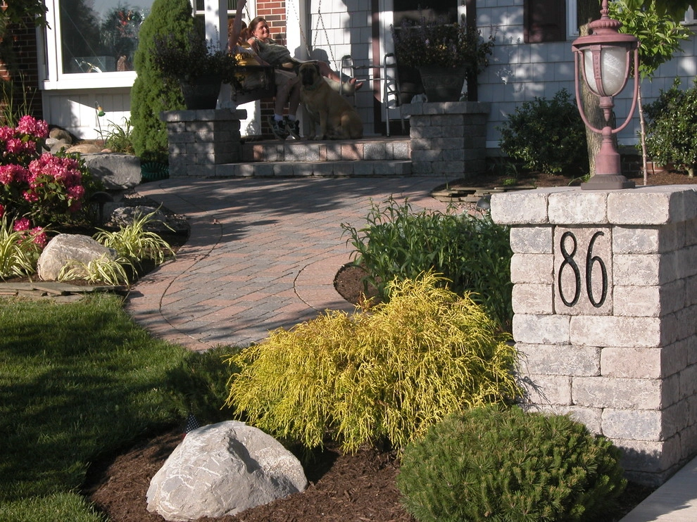 Hill Residence by Gossel Lawn And Landscape - Photo 11