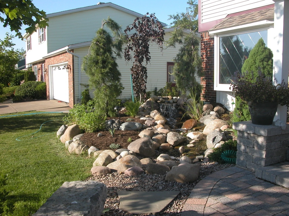 Hill Residence by Gossel Lawn And Landscape - Photo 12