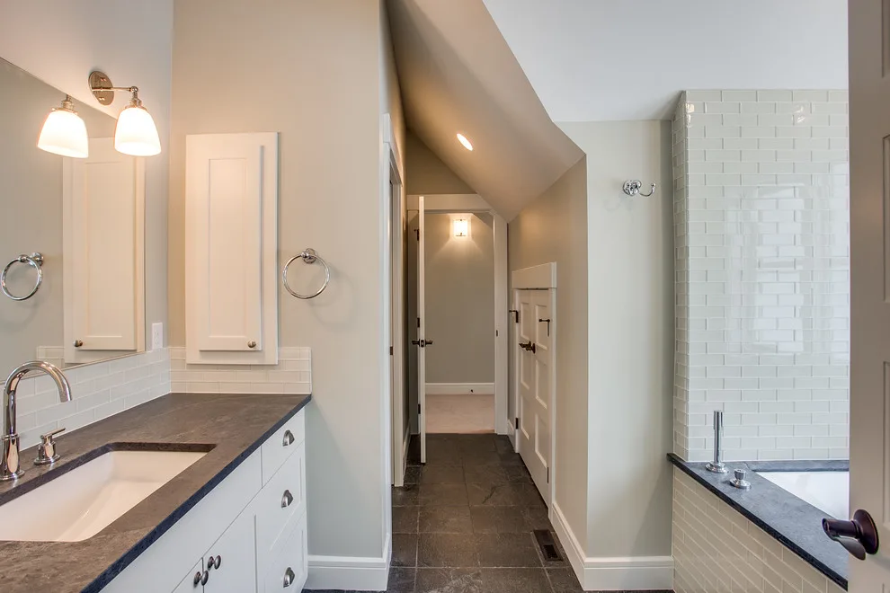 Manson Inn by Berry Construction - Photo 3
