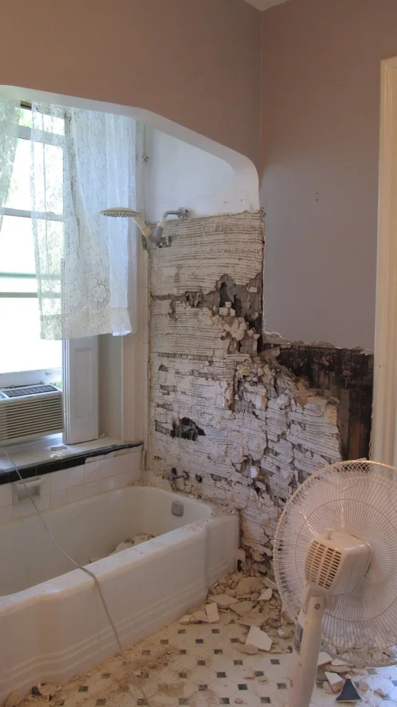 Manto Restroom by Home Pro Total Home Improvements - Photo 2