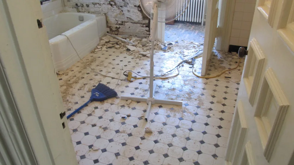 Manto Restroom by Home Pro Total Home Improvements - Photo 5