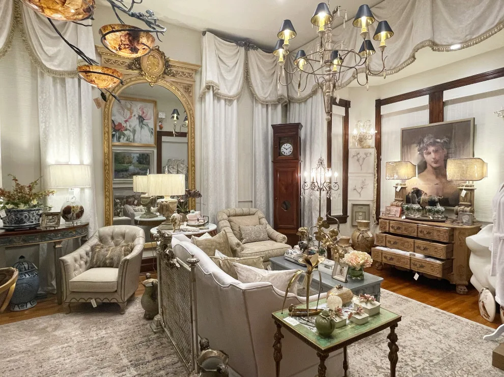 Belanger Interiors - Photo 13