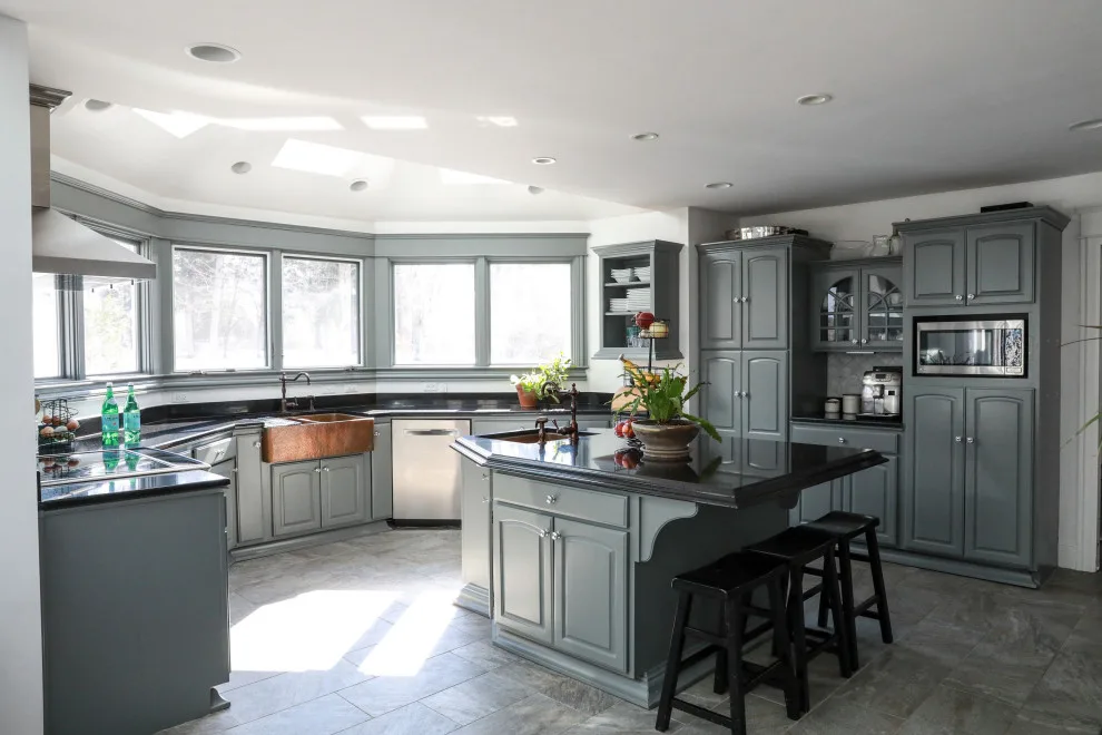 European Rustic Contemporary Sunroom/Kitchen by Becca Robbins Interior Design - Photo 15