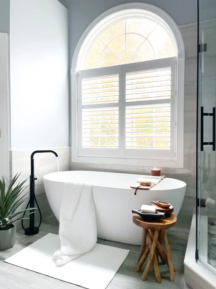 Contemporary rustic bathroom by Melissa Rieser Interiors - Photo 5