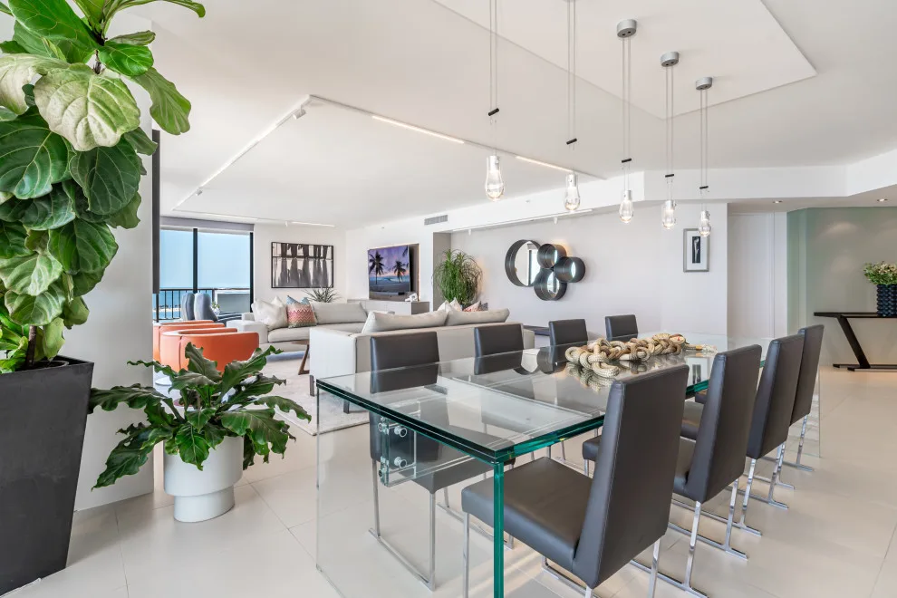 Regina Villa by Vivian Macia Interiors LLC - Photo 3