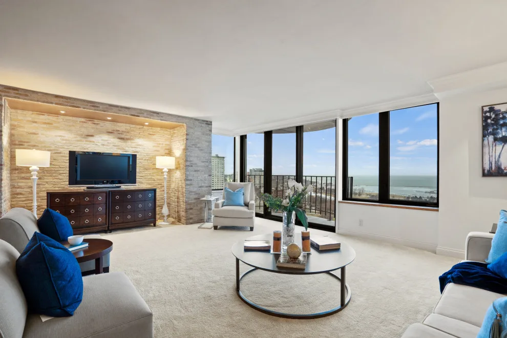 Regency Staging Unoccupied Condo by SHOW & SELL Home Staging LLC - Photo 6