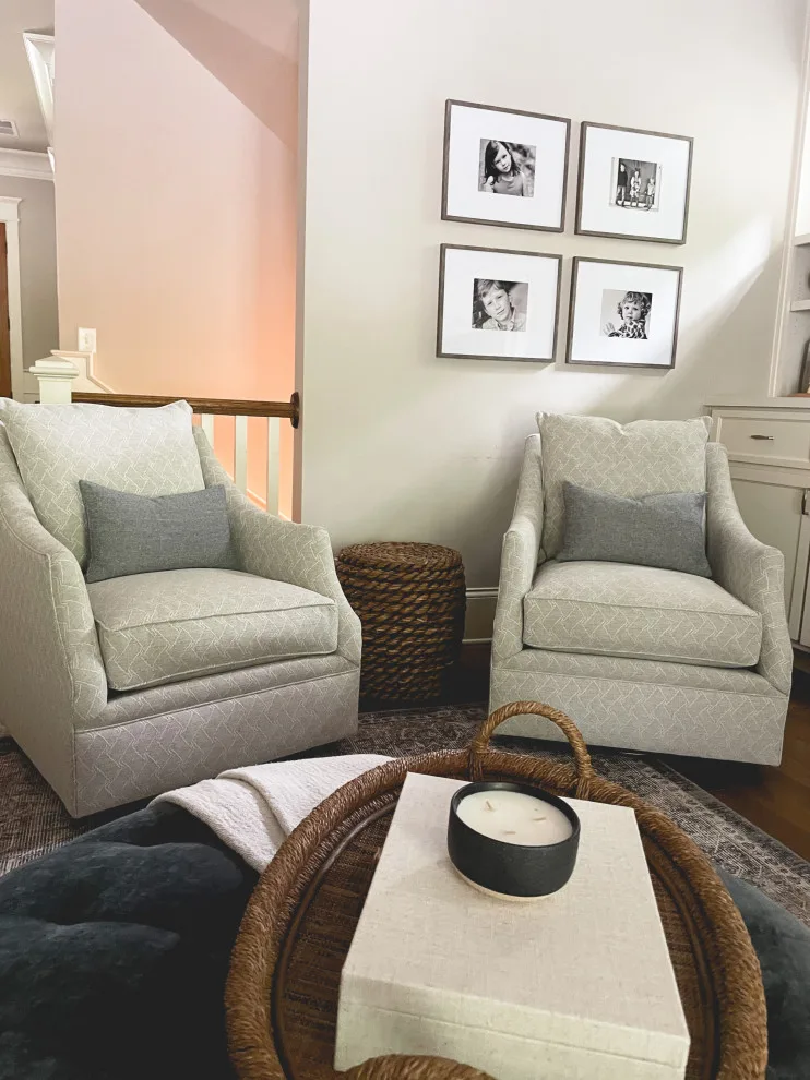 Lounge and entryway design by Melissa Rieser Interiors - Photo 5