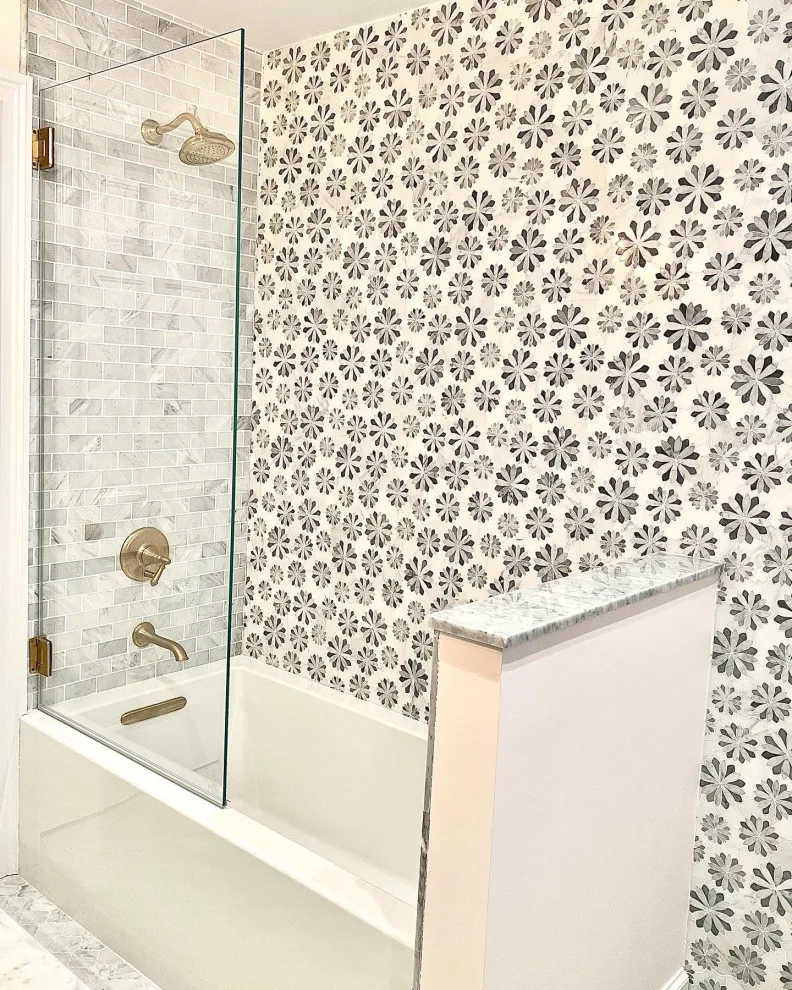 BLOOMING POWER SHOWER by JSE Interiors - Photo 6