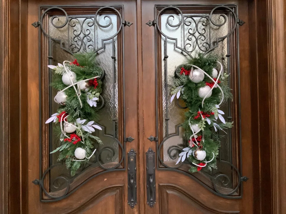 Bespoke Holiday Project 2019 by Surface To Surface Interior Design/Construction - Photo 20
