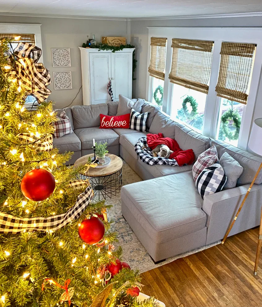 Holiday Styling by Deborah Roides Interior Design - Photo 14