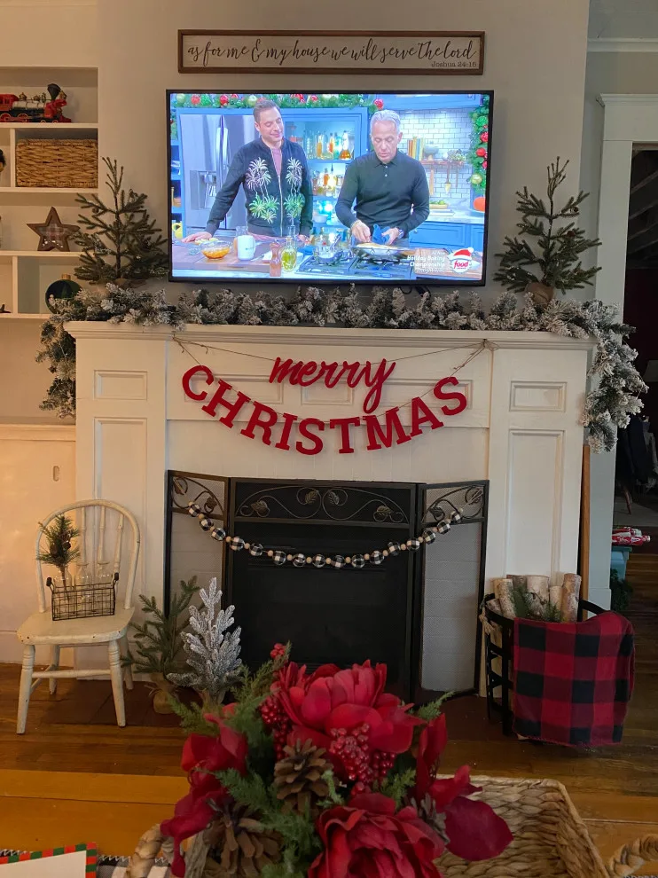 Holiday Styling by Deborah Roides Interior Design - Photo 7