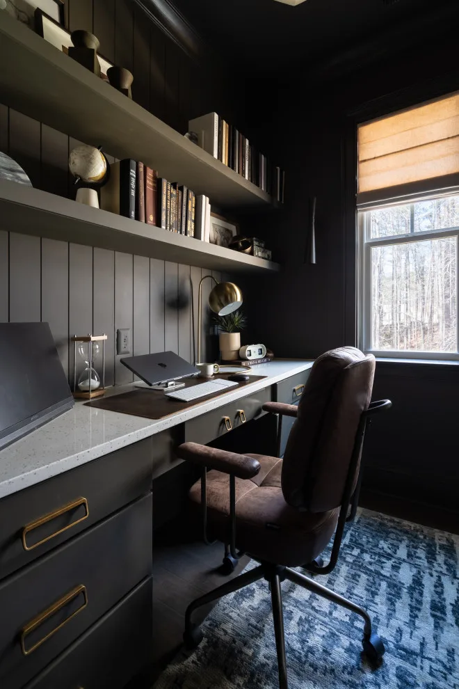 Shadow and Bronze: A Male-Oriented Workspace for Maximum Productivity by Live&Gather Co. - Photo 3