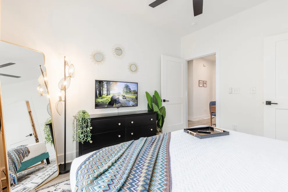 Airbnb Revamp/Rental Transformation by Interiors À La Mode, LLC - Photo 15