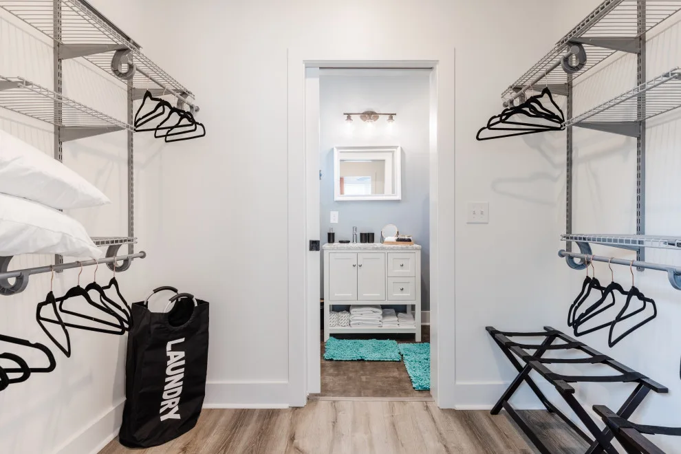 Airbnb Revamp/Rental Transformation by Interiors À La Mode, LLC - Photo 44