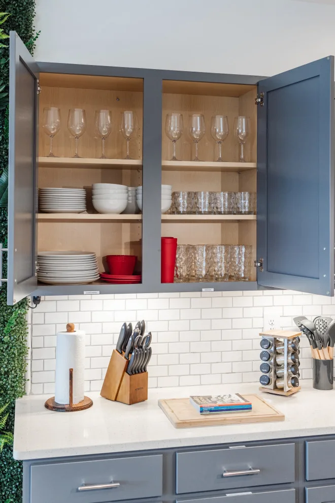 Airbnb Revamp/Rental Transformation by Interiors À La Mode, LLC - Photo 36