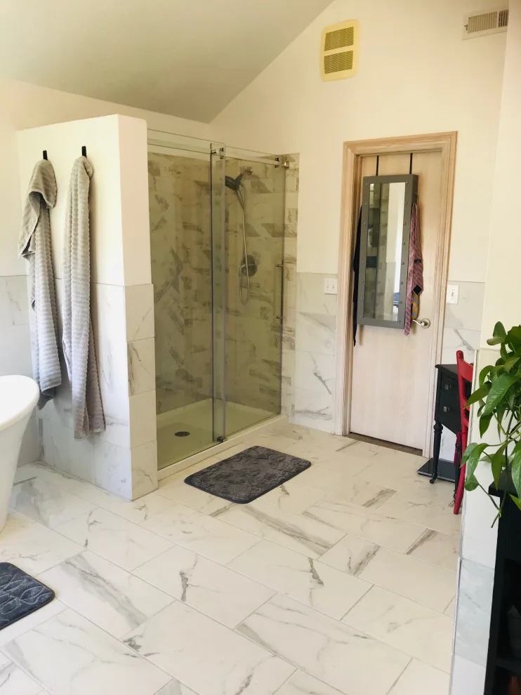 Spacious bathroom renovation by HLC Interior Solutions - Photo 4