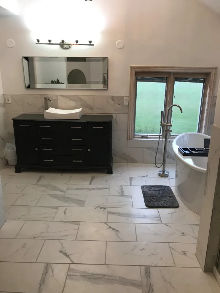 Spacious bathroom renovation by HLC Interior Solutions - Photo 6