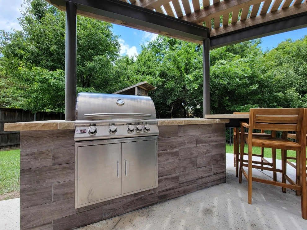Emerald Outdoor Kitchen and Pool Remodal by Graves Landscape & Outdoor Living - Photo 5