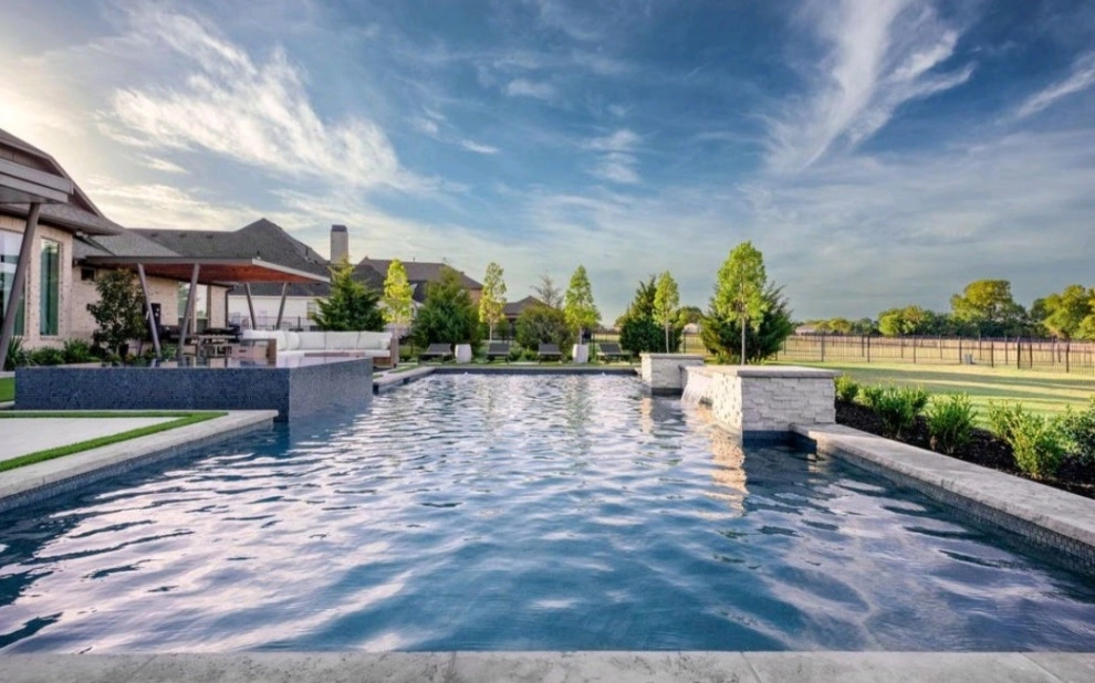 Tranquillity Modern Pool & Patio by Graves Landscape & Outdoor Living - Photo 3