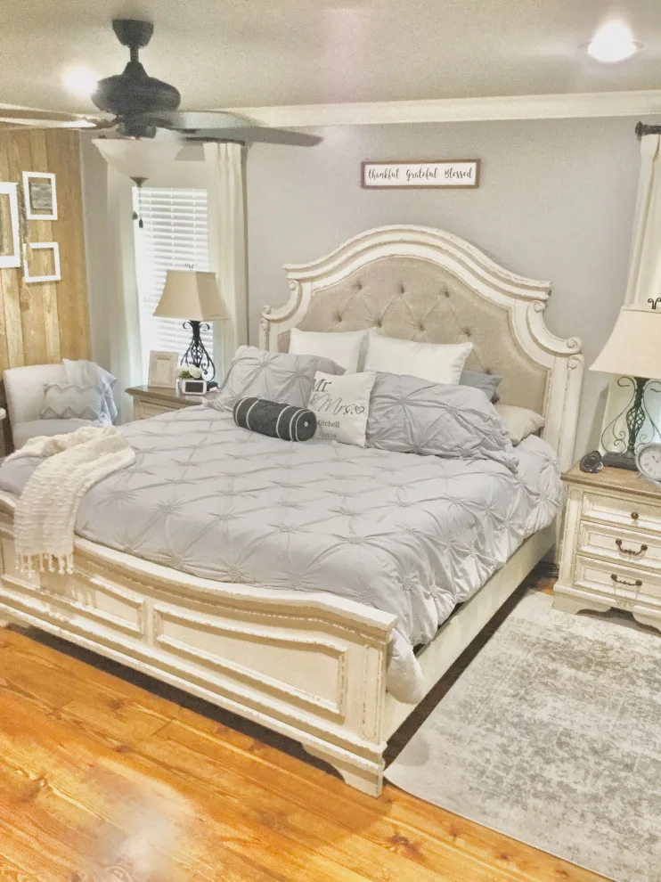 Contemporary Farmhouse Master by La Decor - Photo 4