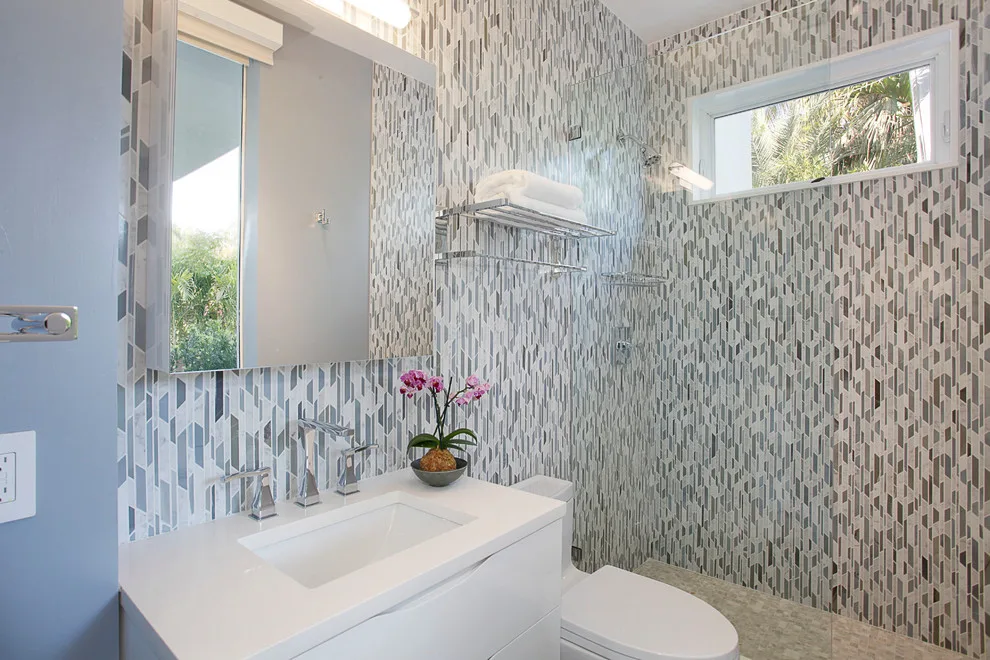 Contemporary townhouse by Vivian Macia Interiors LLC - Photo 4