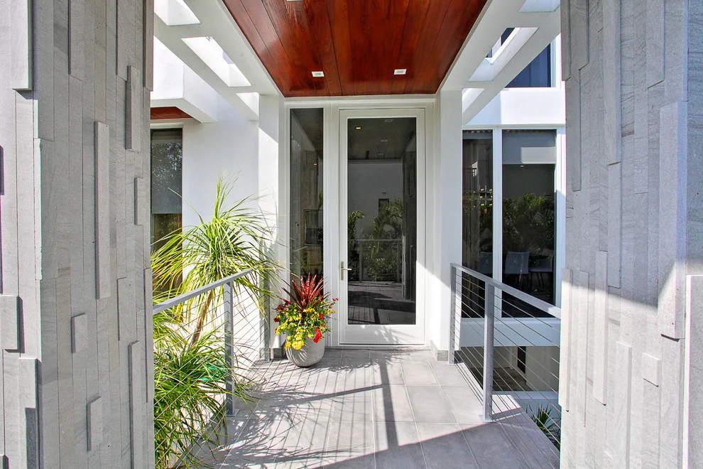 Contemporary townhouse by Vivian Macia Interiors LLC - Photo 11