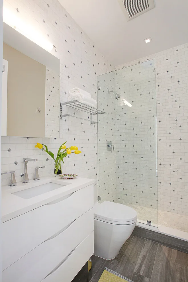 Contemporary townhouse by Vivian Macia Interiors LLC - Photo 6