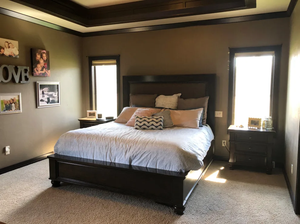 B. Lewis Design - Photo 7