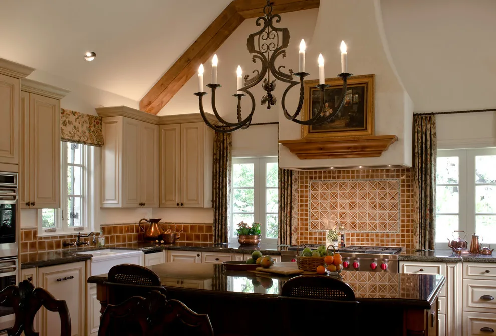 Audrey Curl Interiors - Photo 9