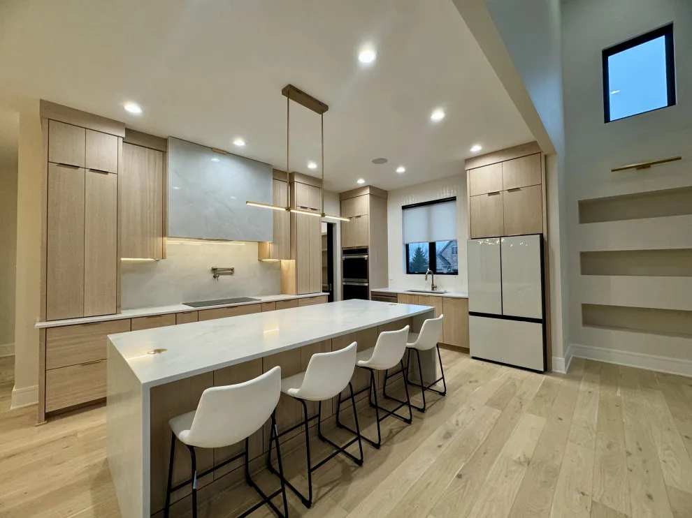 Aldwych Court Spec House by Alicia Dale Interiors, LLC - Photo 2
