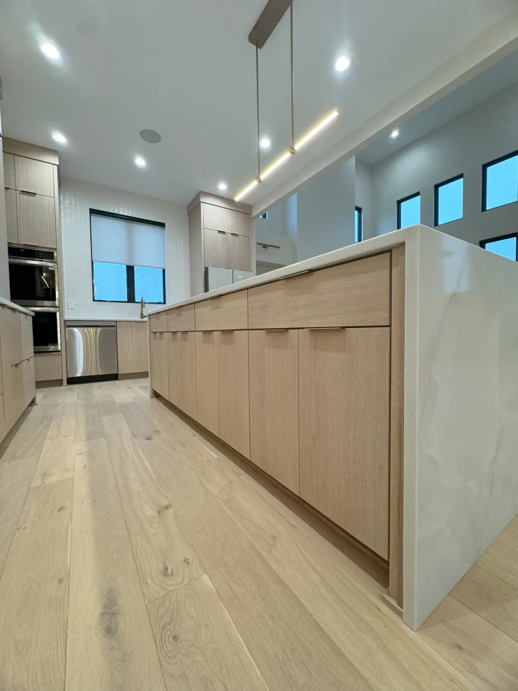 Aldwych Court Spec House by Alicia Dale Interiors, LLC - Photo 12