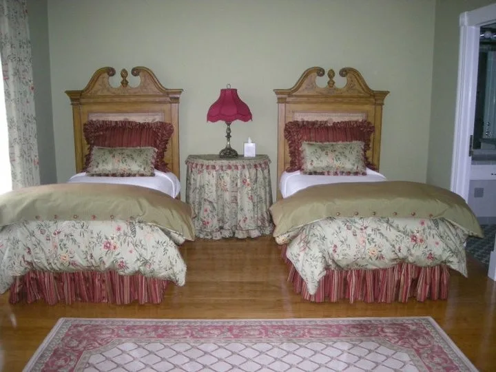 A B Interior Design - Photo 3