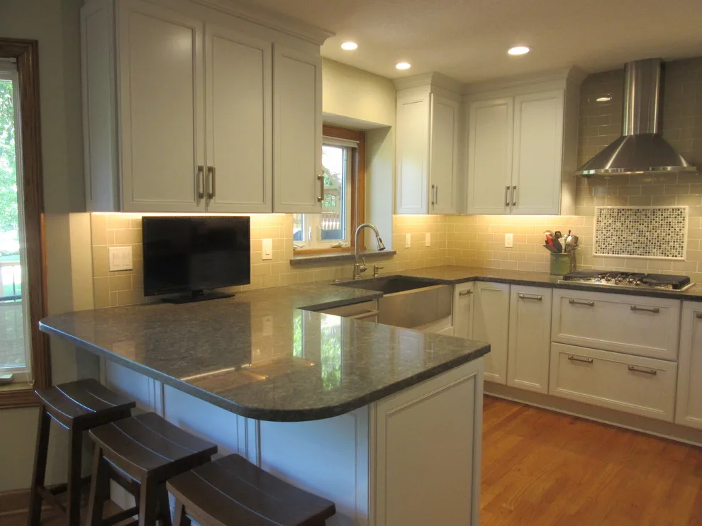 Ankeny Contemporary Kitchen by JY Design - Photo 4