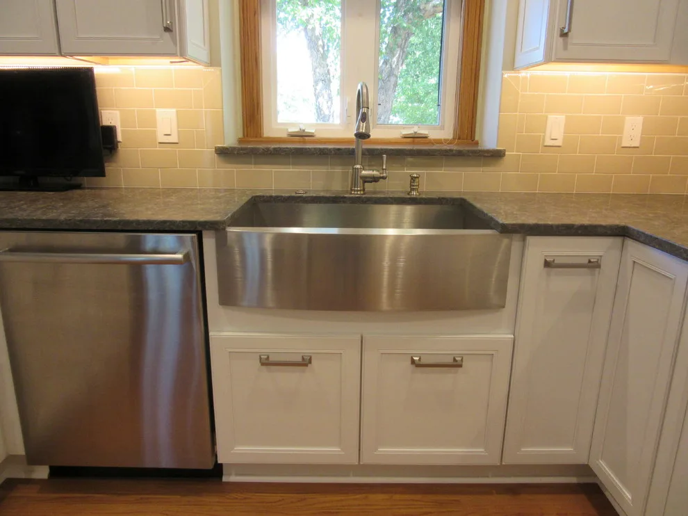 Ankeny Contemporary Kitchen by JY Design - Photo 5