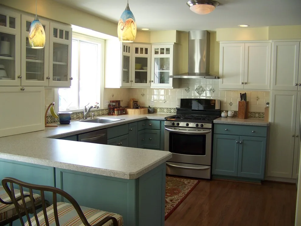 Diverse Culinary Haven by Deborah Roides Interior Design - Photo 8