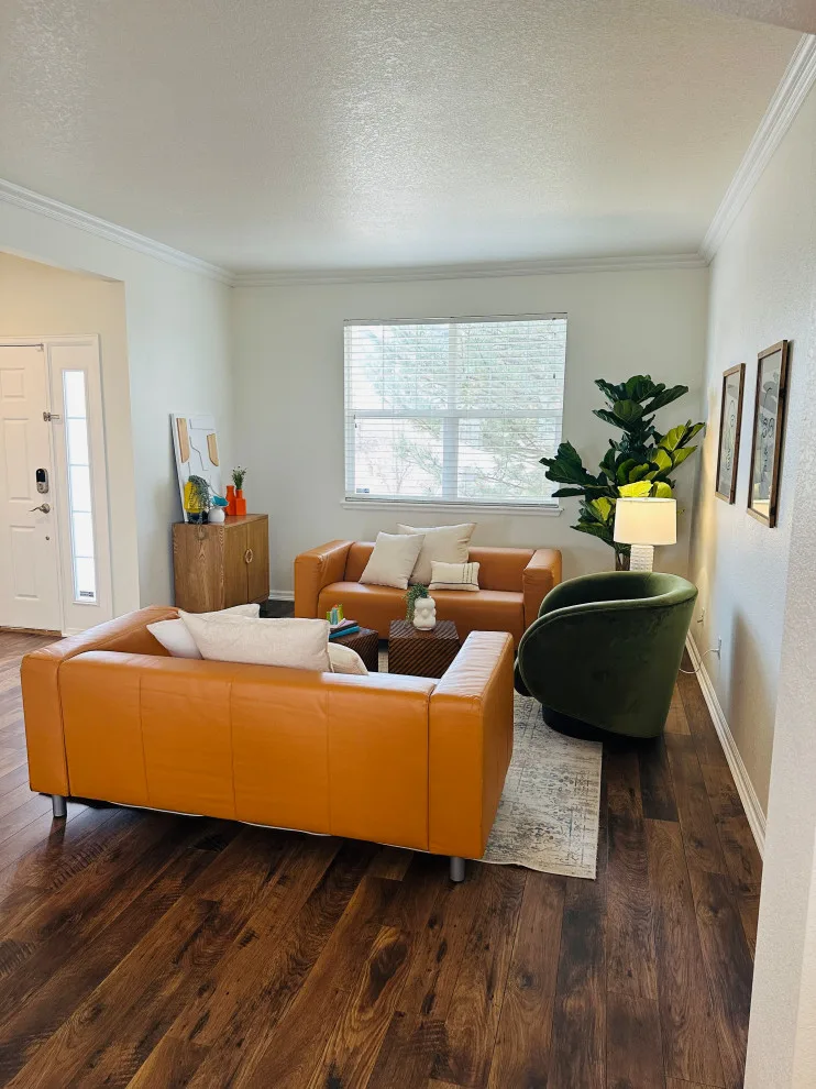 Modern Aurora Residence by Bountiful Collective - Photo 4