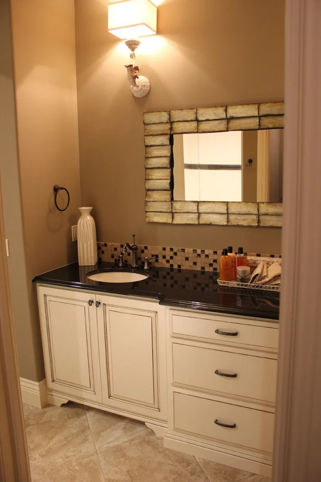 Laureate Penthouse by Gallery Interiors And Rockford Kitchen Design - Photo 4