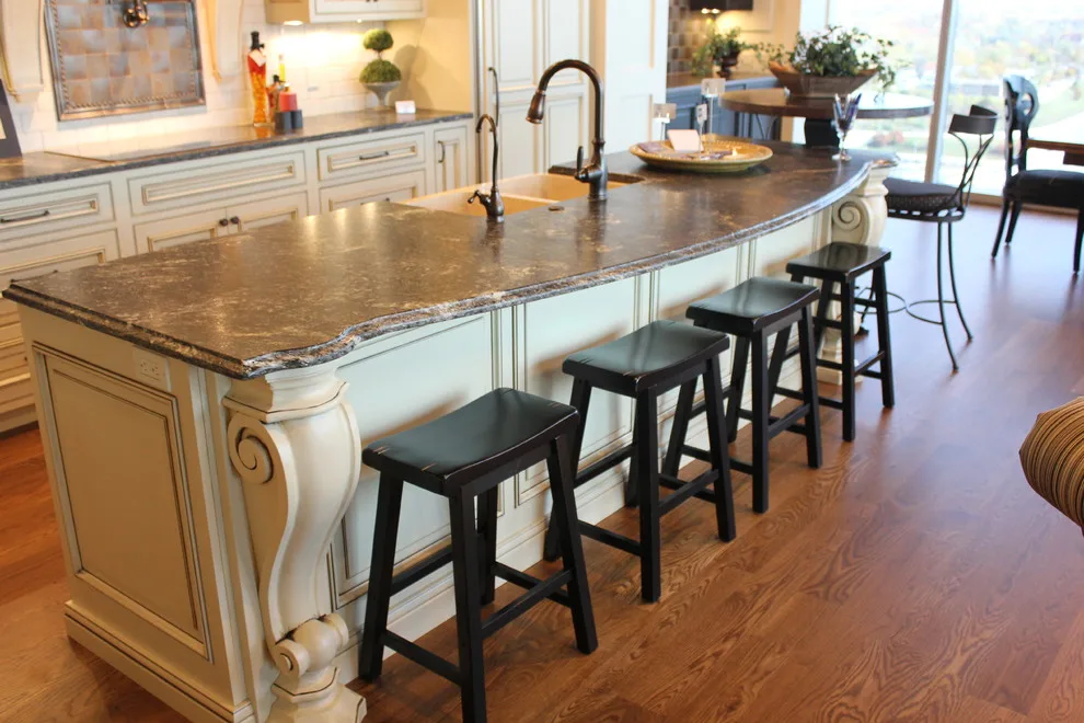 Laureate Penthouse by Gallery Interiors And Rockford Kitchen Design - Photo 6
