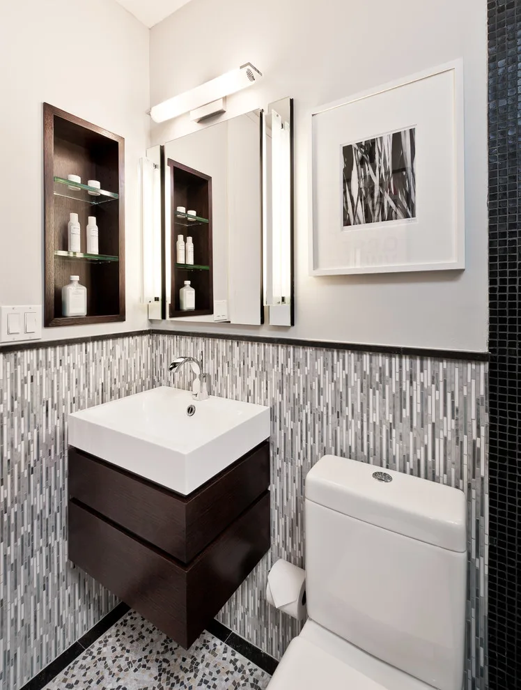 Bachelor Bathroom by Perianth Interior Design - Photo 3