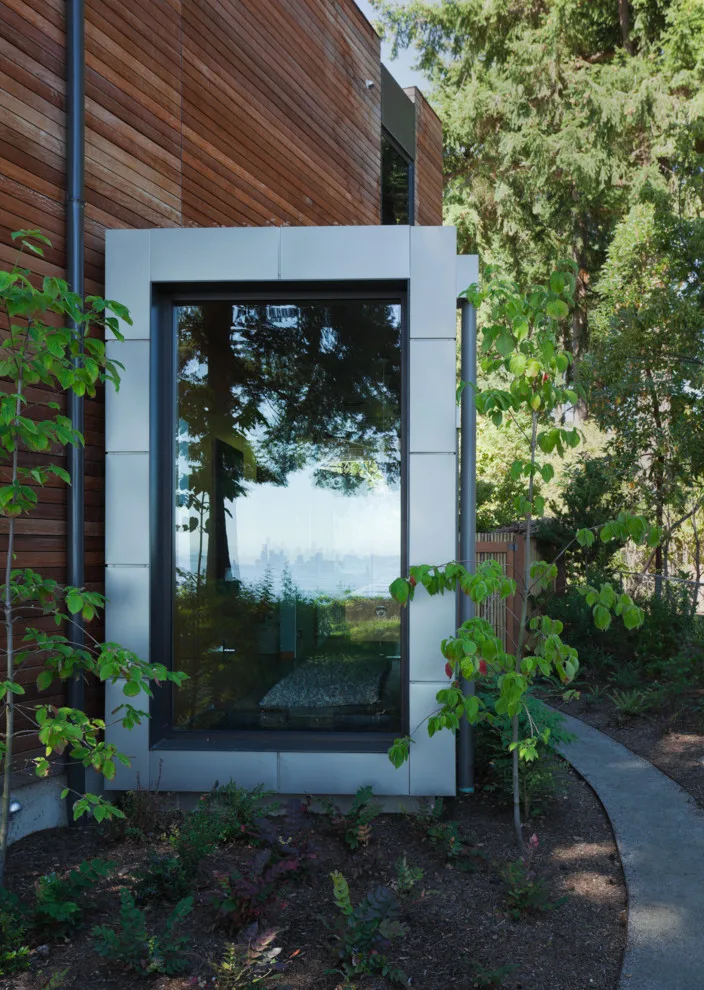 Platinum Residence (LEED Platinum accredited) by Coates Design Architecture + Interiors - Photo 35