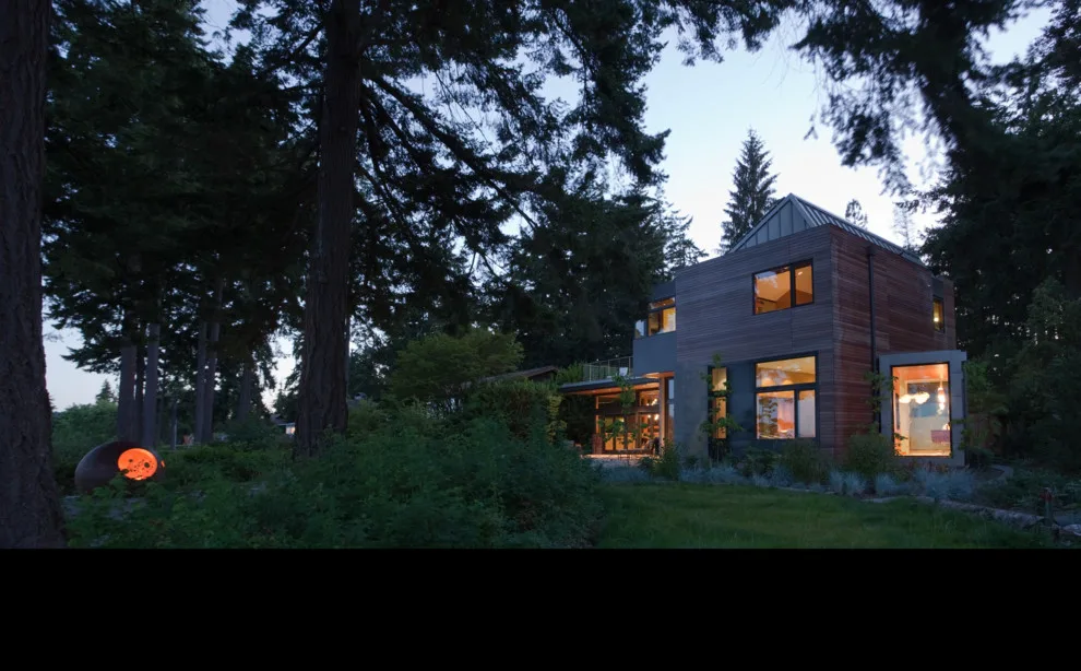 Platinum Residence (LEED Platinum accredited) by Coates Design Architecture + Interiors - Photo 14