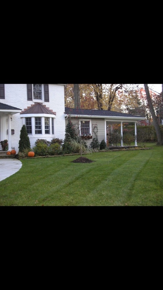 Lawn Maintenance by Green Acres Landscaping, Design, Irrigation & Con - Photo 2